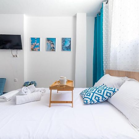 Brand New Studio Near Downtown كاندية المظهر الخارجي الصورة