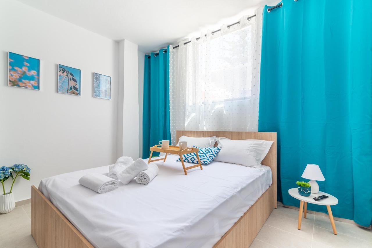 Brand New Studio Near Downtown كاندية المظهر الخارجي الصورة