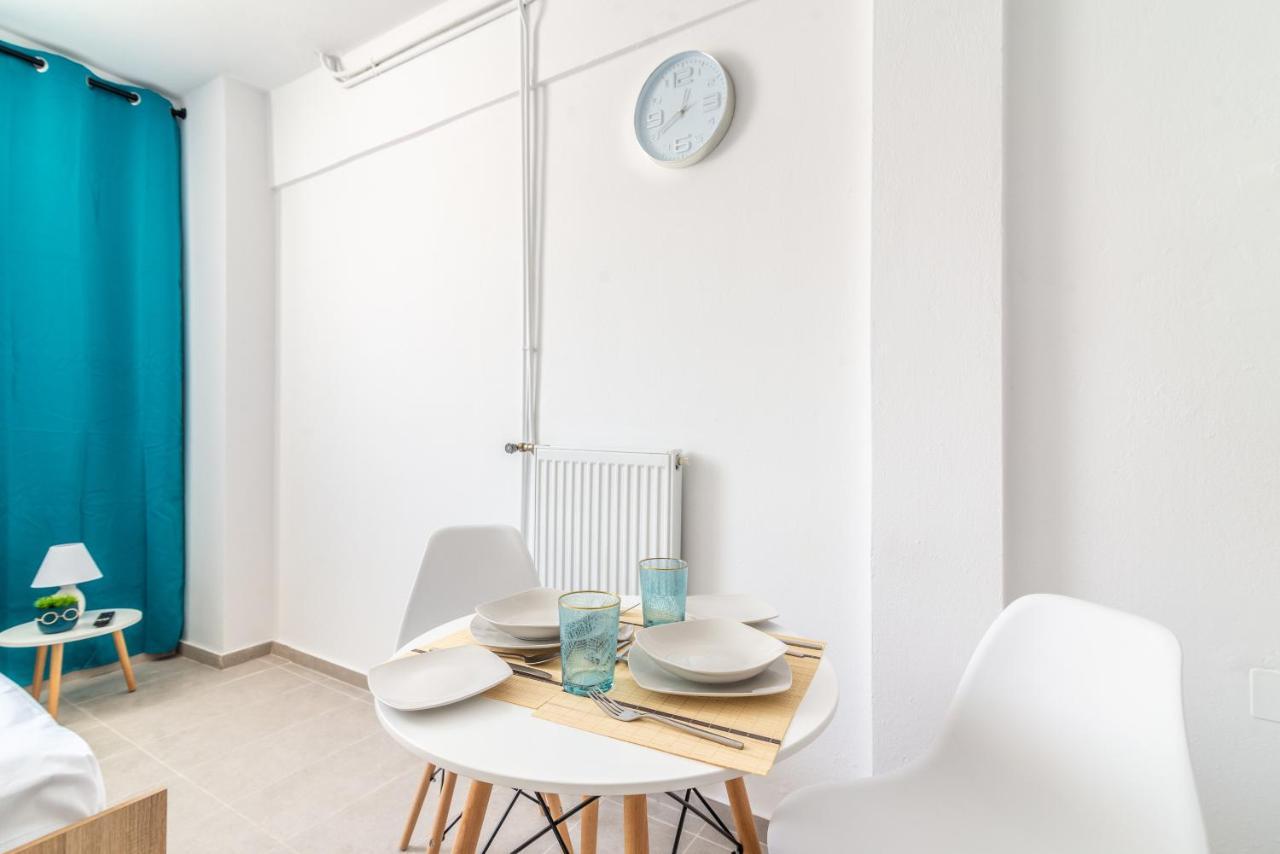 Brand New Studio Near Downtown كاندية المظهر الخارجي الصورة