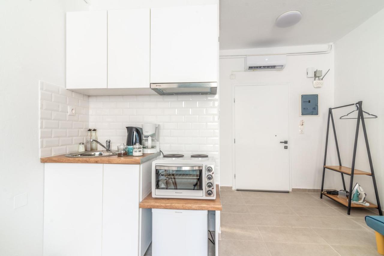 Brand New Studio Near Downtown كاندية المظهر الخارجي الصورة