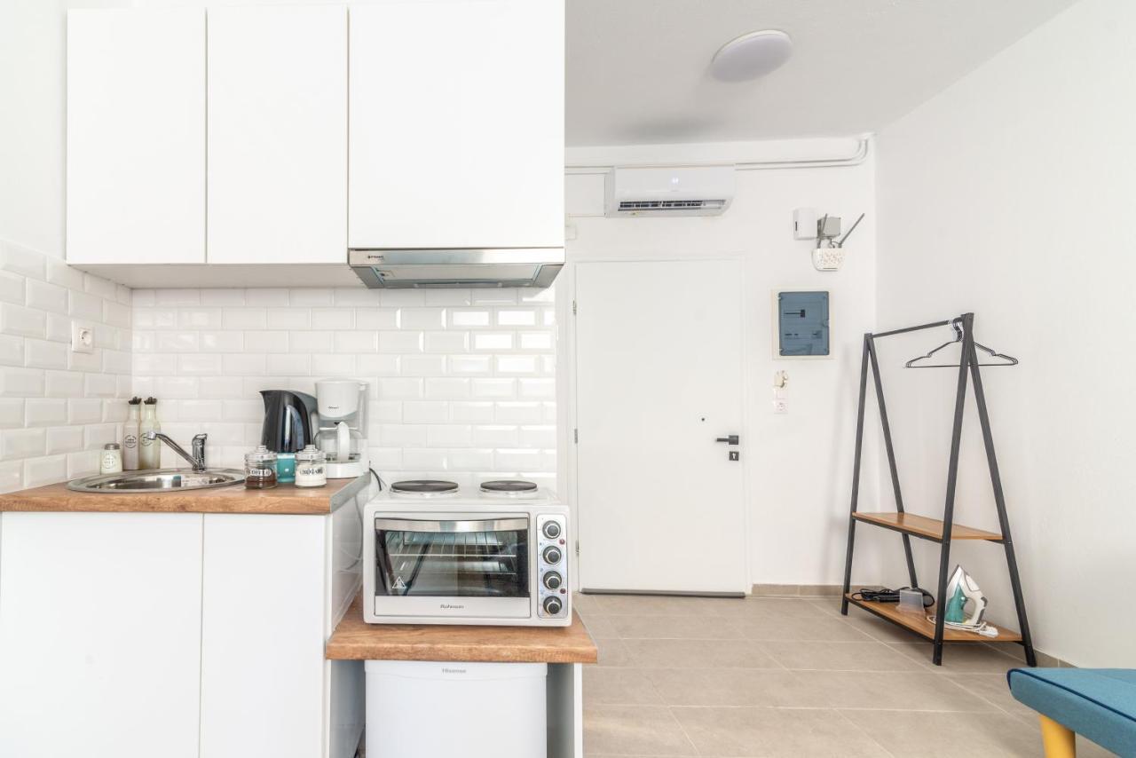 Brand New Studio Near Downtown كاندية المظهر الخارجي الصورة